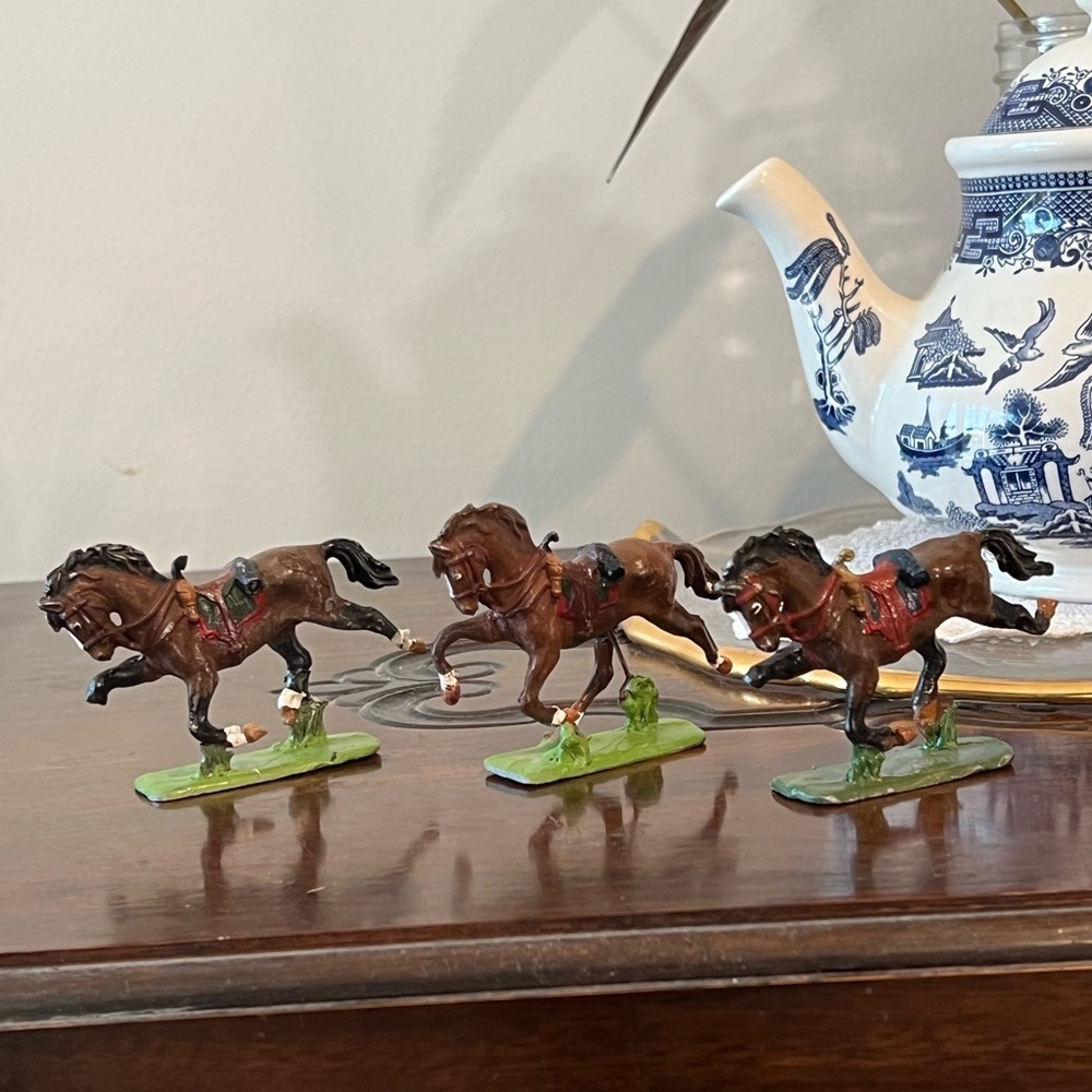 Vintage Collectible Brown Horse Figurines - Set of 3 with Green Bases